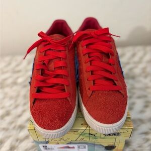 Puma x One Piece Suede "Buggy" sneakers. 7 men’s
